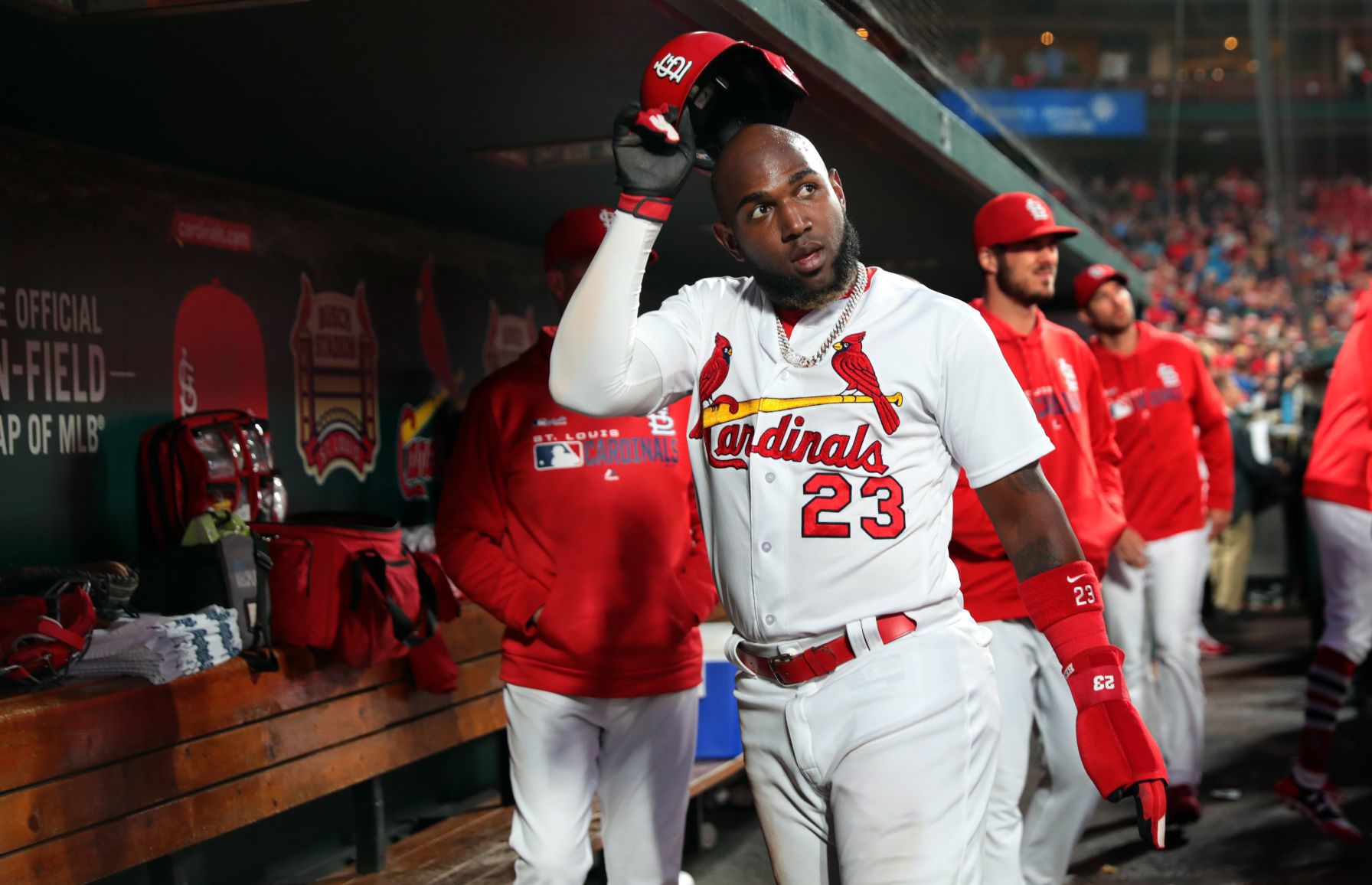 Cardinals open four games against Pirates